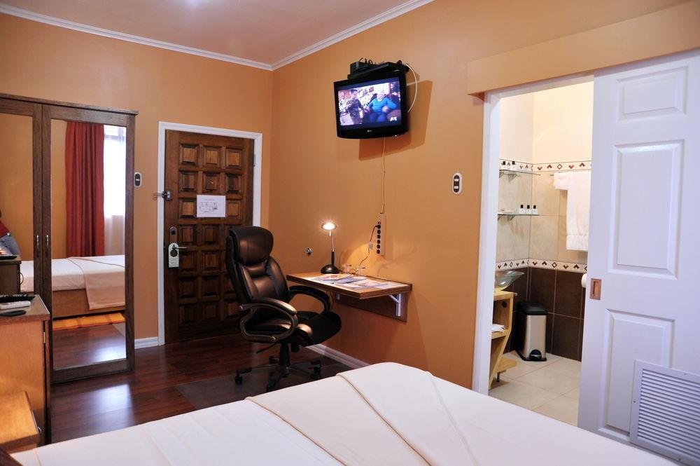 Culture Crossroads Inn Port of Spain Exterior foto