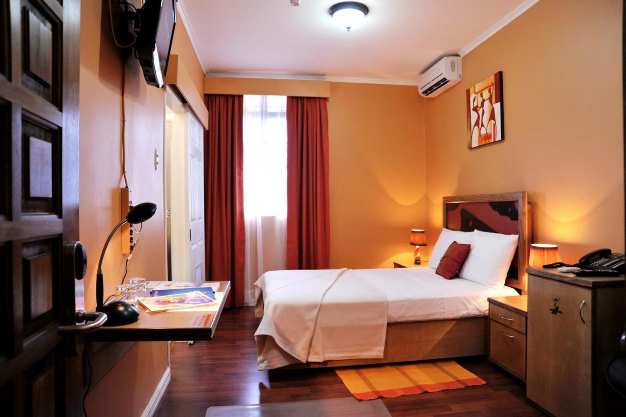 Culture Crossroads Inn Port of Spain Exterior foto